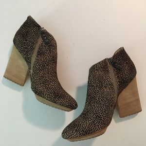 Matt Bernson Jagger Leopard Calf Hair Booties 9.5
